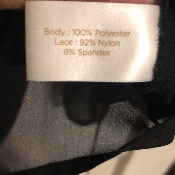 Decree blouse - Picture 3 of 3